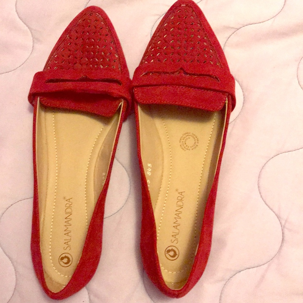 Red Salmandra Flats